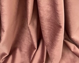 Draperie din catifea de culoare roz antic