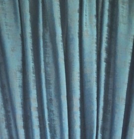 Draperie din catifea texturata de culoare albastru-turcoaz